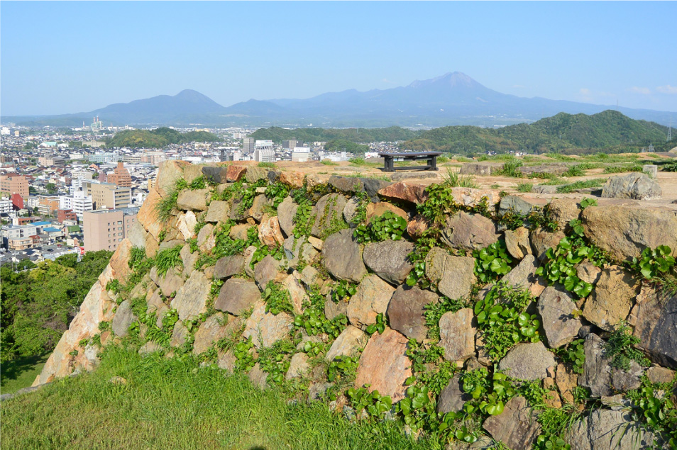 Day 3: Yonago Castle Ruins and a Memorable Farewell